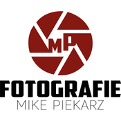 Logo/Portrait: Fotograf Mike Piekarz