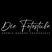 Logo/Portrait: Fotografin Die Fotostube 