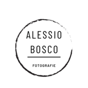 Logo/Portrait: Fotograf Alessio Bosco Fotografie