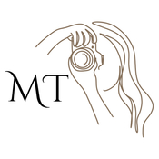 Logo/Portrait: Fotograf Michaela Tita Photography